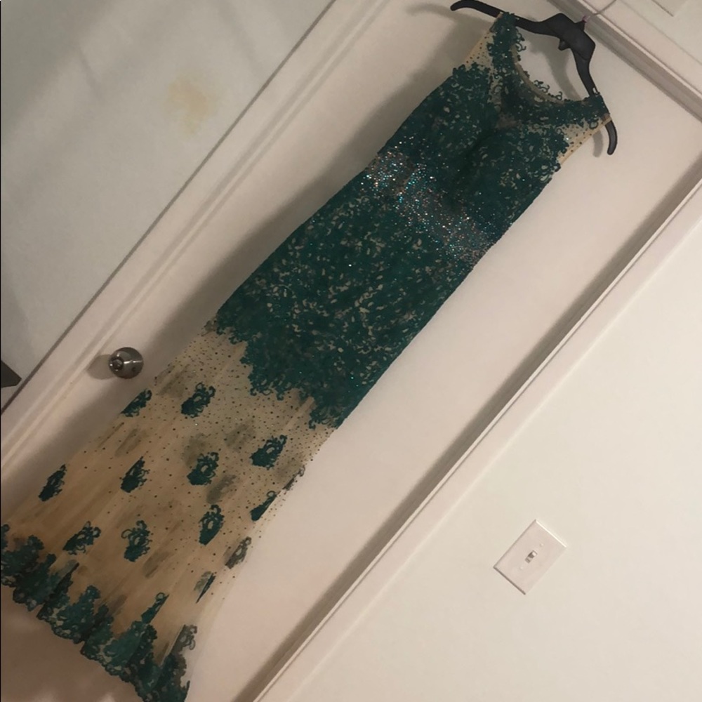 PROM DRESS 💚